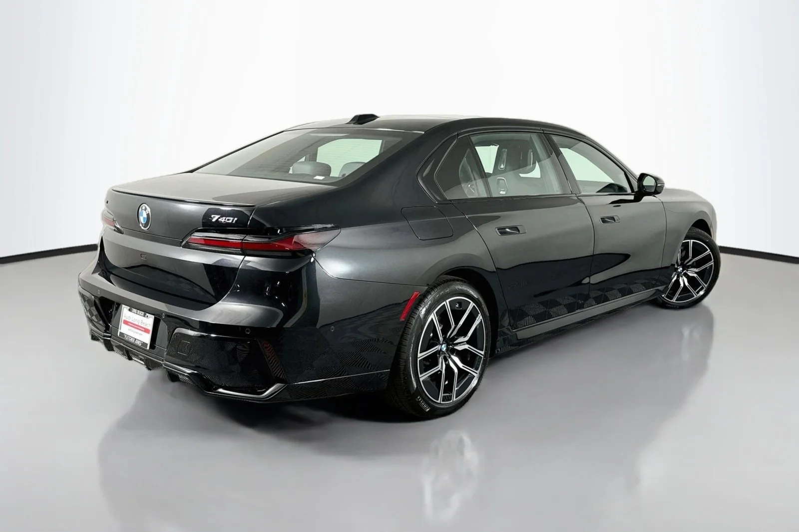 Used 2026 Black Sapphire Metallic BMW 740i xDrive image 14