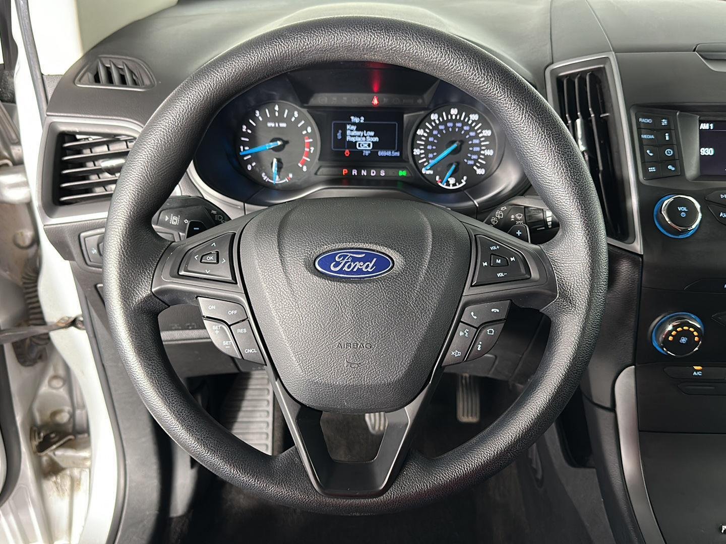 Used 2019 Ingot Silver Ford SE image 21