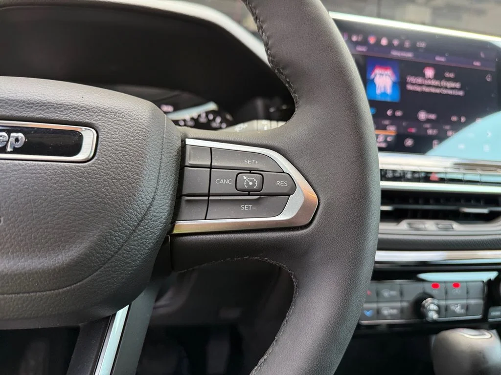 Used 2026 Black Jeep Latitude image 25