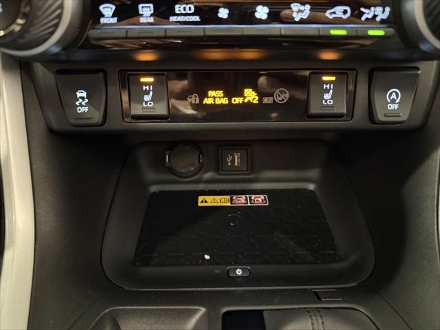 Certified Used 2024 MAGNETIC GRAY MET. Toyota  image 19