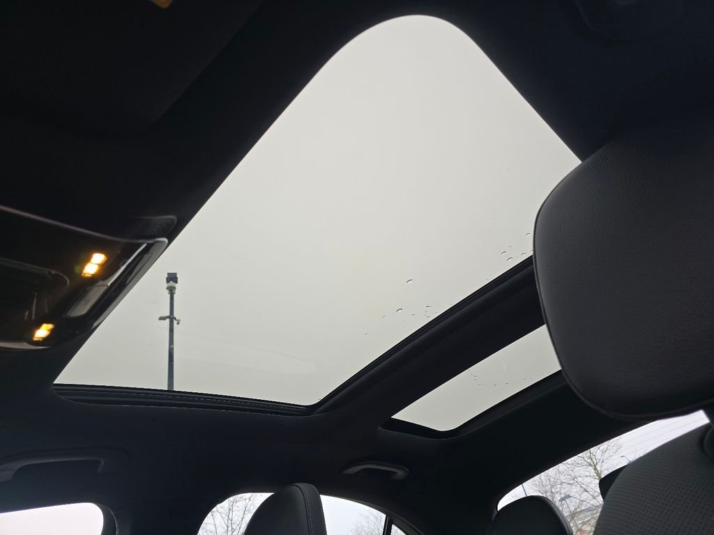 New 2026 MANUFAKTUR exclusive graphite grey magno Mercedes-Benz C 43 AMG® image 3