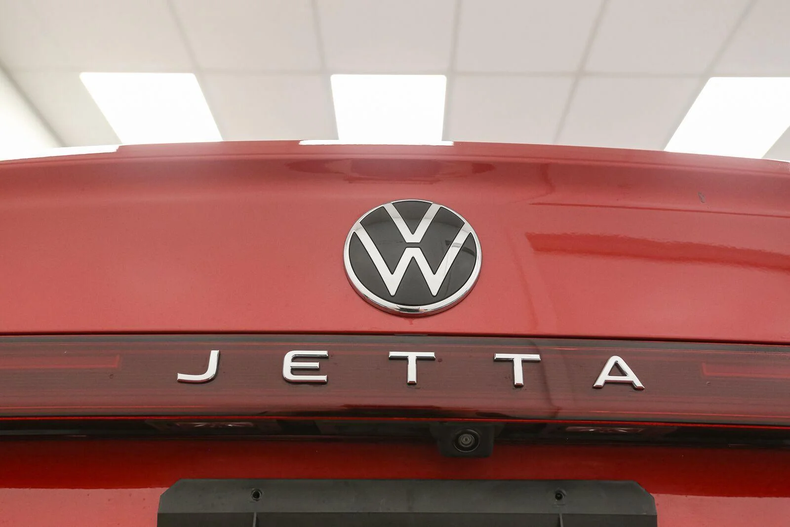 Certified Used 2026 Kings Red Metallic Volkswagen SE image 13