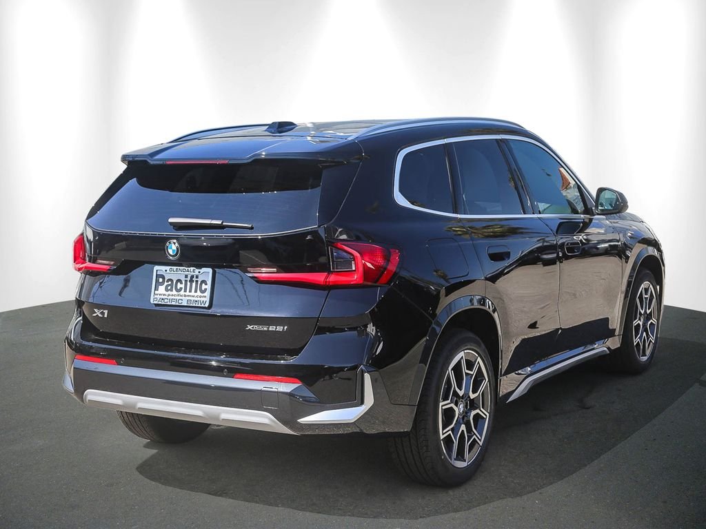 New 2026 Jet Black BMW xDrive28i image 6