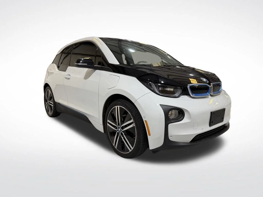 Used 2016 White BMW with Range Extender image 3