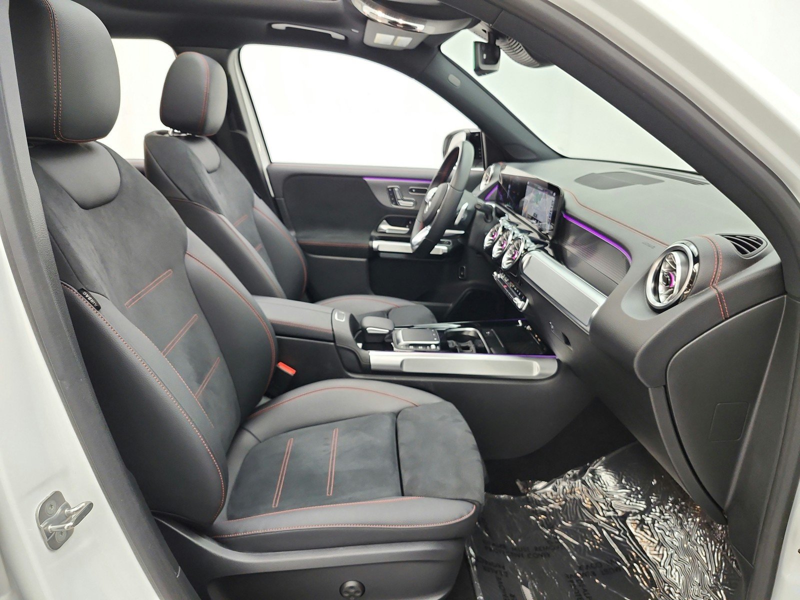 Used 2023 Polar White Mercedes-Benz EQB 350 4MATIC® SUV image 27
