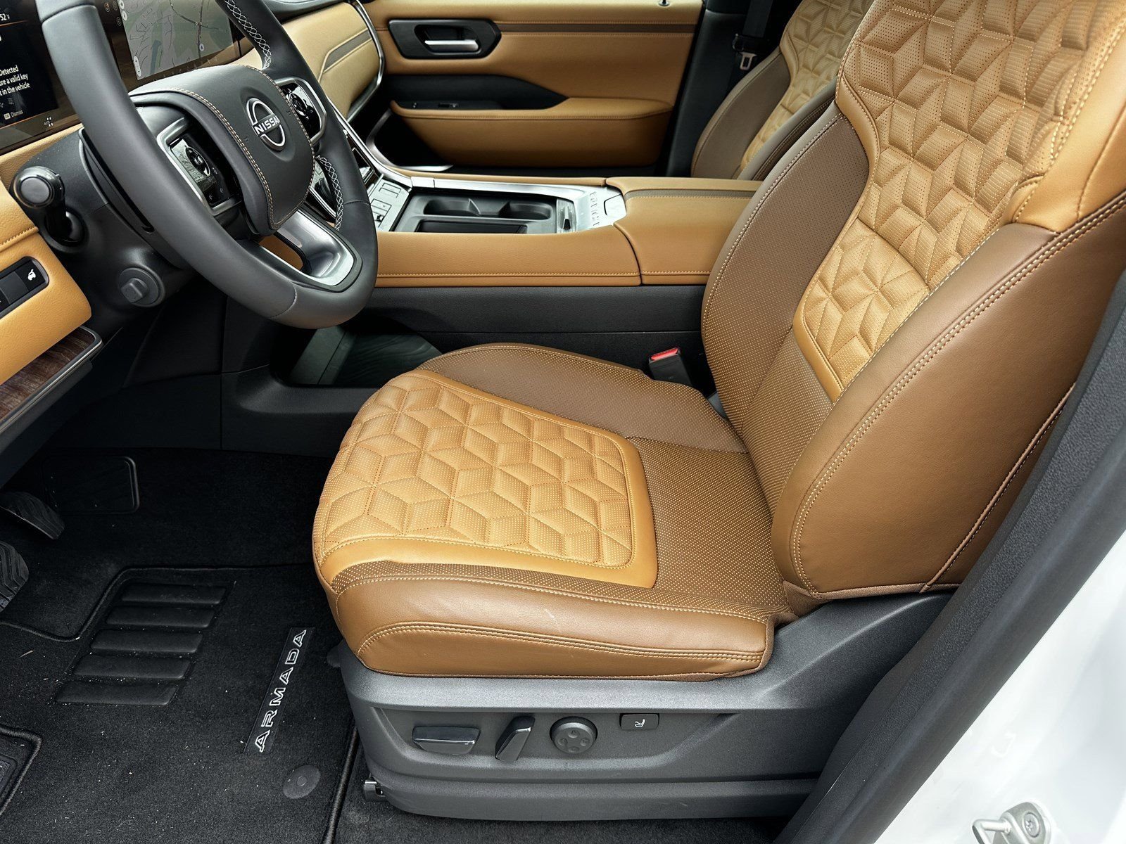 New 2026 White Nissan Platinum Reserve image 9
