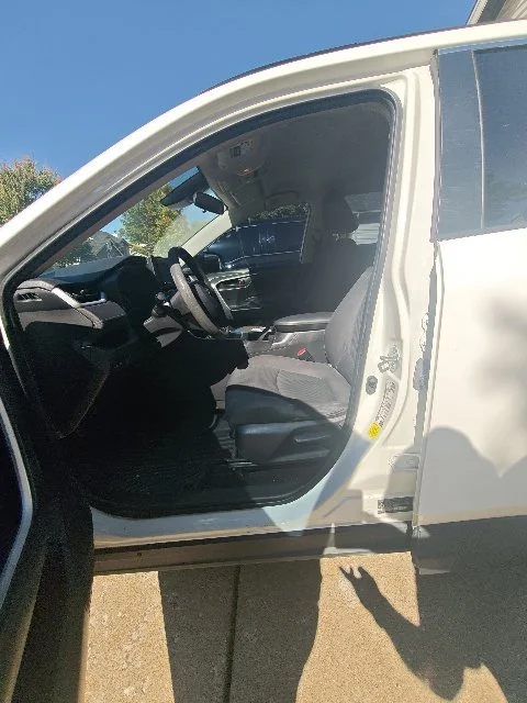 Used 2021 White Toyota LE image 3