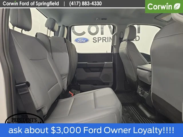 New 2026 Oxford White Ford F-250® XL image 15