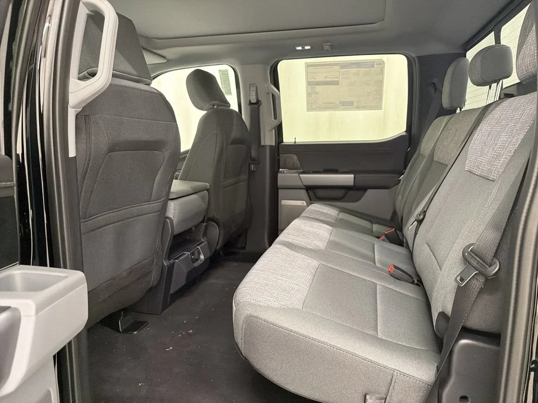 New 2026 Agate Black Metallic Ford F-250® XLT image 19