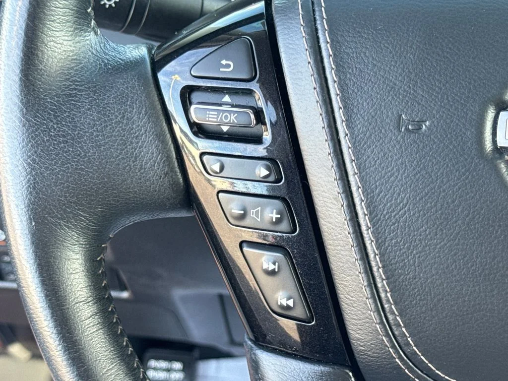 Used 2022 Coulis Red Nissan Platinum image 54