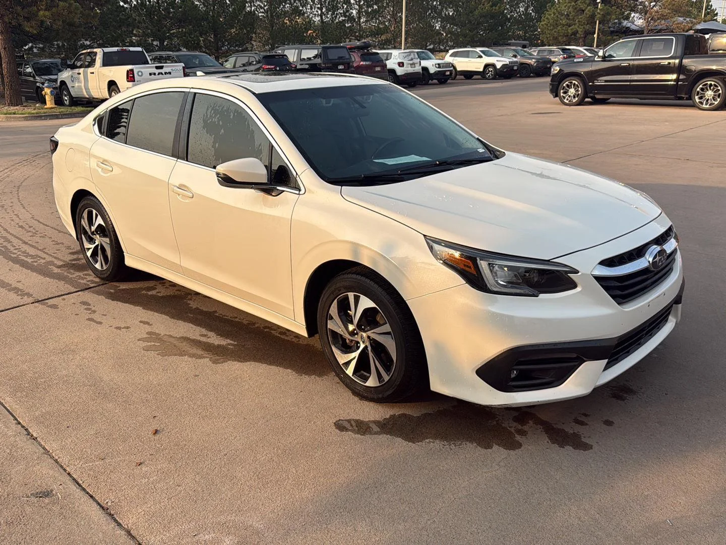 Used 2020 Crystal White Pearl Subaru Premium image 3