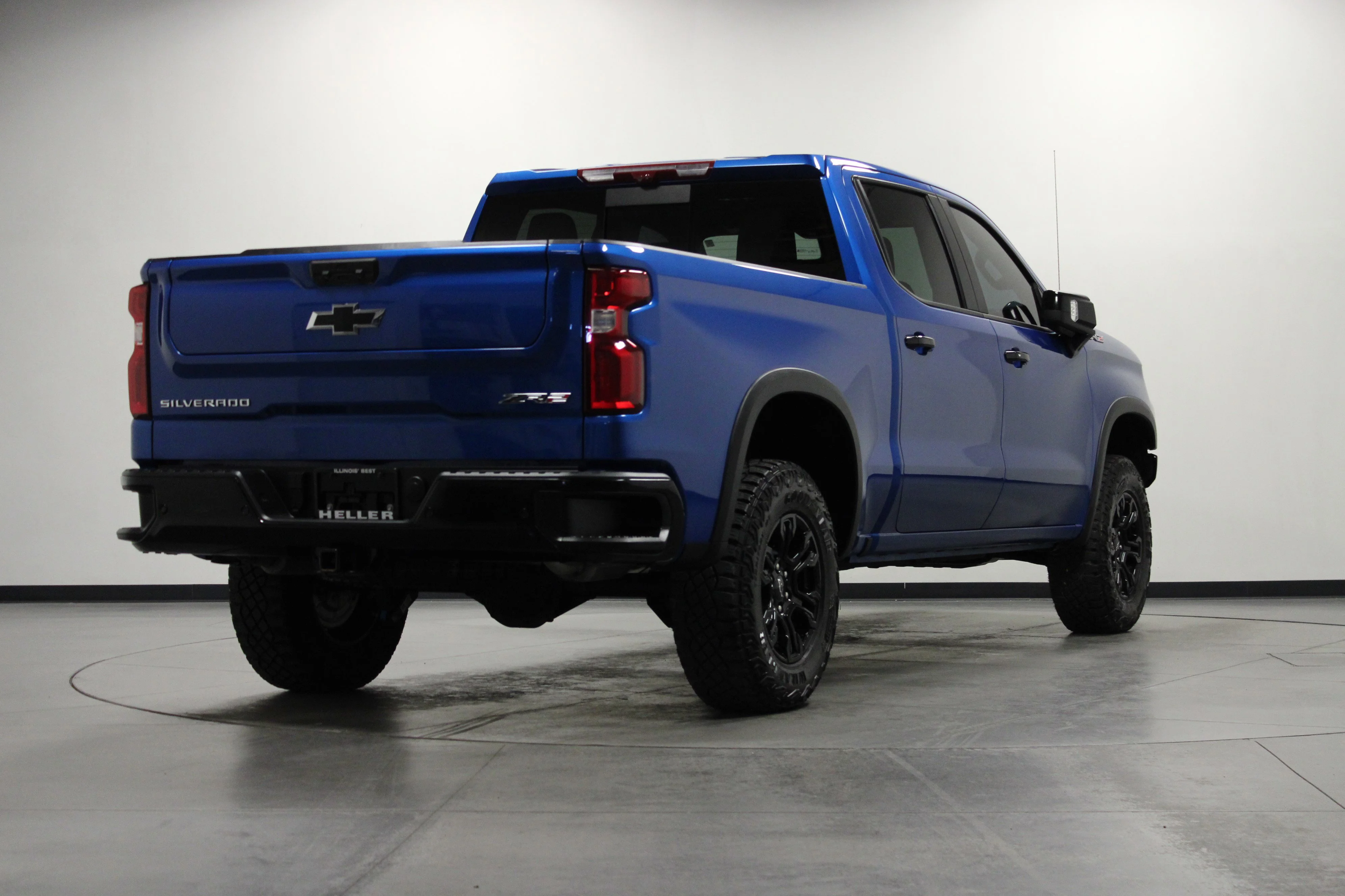 Used 2023 Glacier Blue Metallic Chevrolet ZR2 image 4