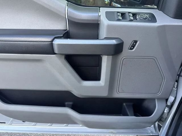 Used 2018 Silver Ford XLT image 26