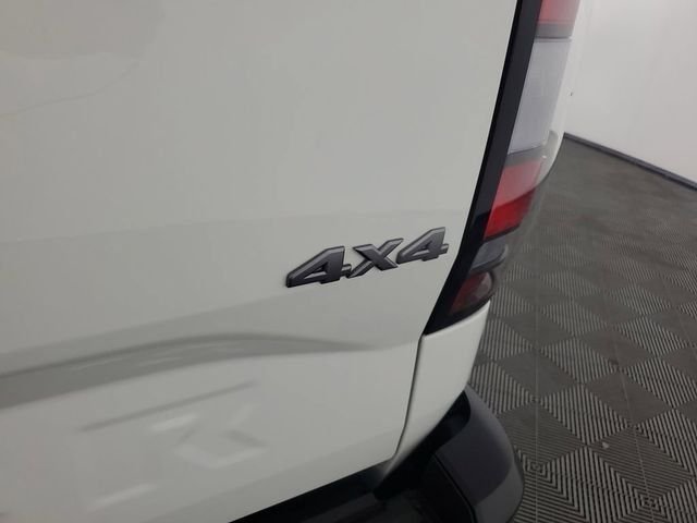New 2026 Glacier White Nissan King Cab® S image 8