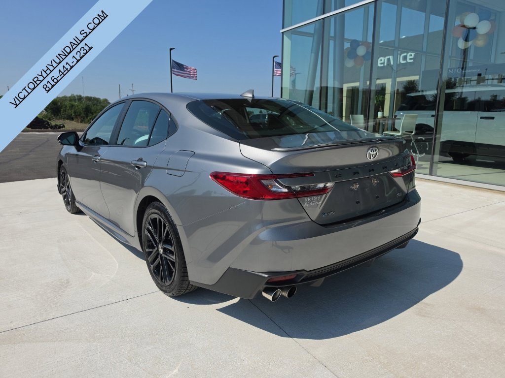 Used 2025  Toyota SE image 4