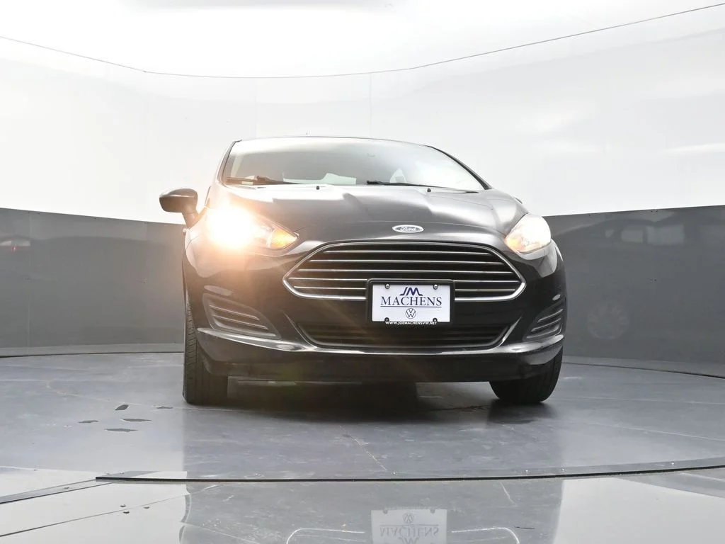 Used 2019 Black Ford S image 23