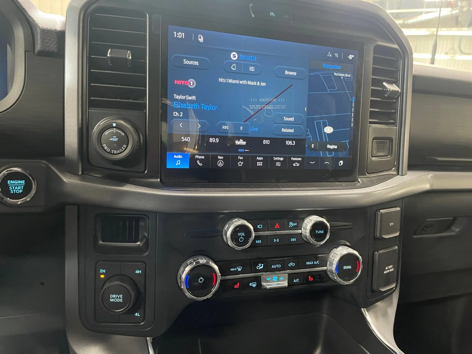 New 2026 Oxford White Ford XLT image 22
