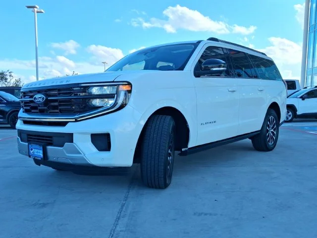 Used 2025 White Ford Platinum image 3