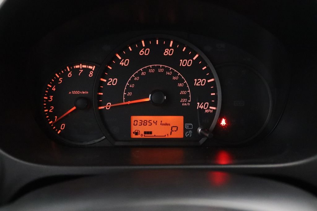 Used 2023 Red Mitsubishi ES image 18