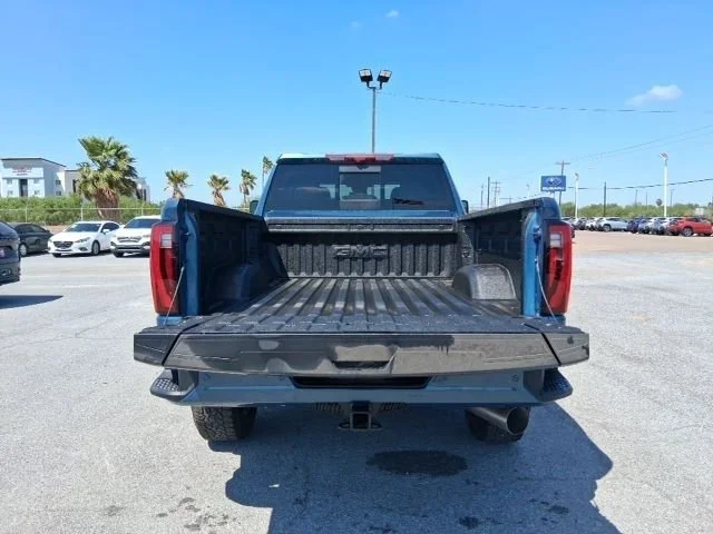 2026 GMC Sierra 2500HD Denali - Photo 6