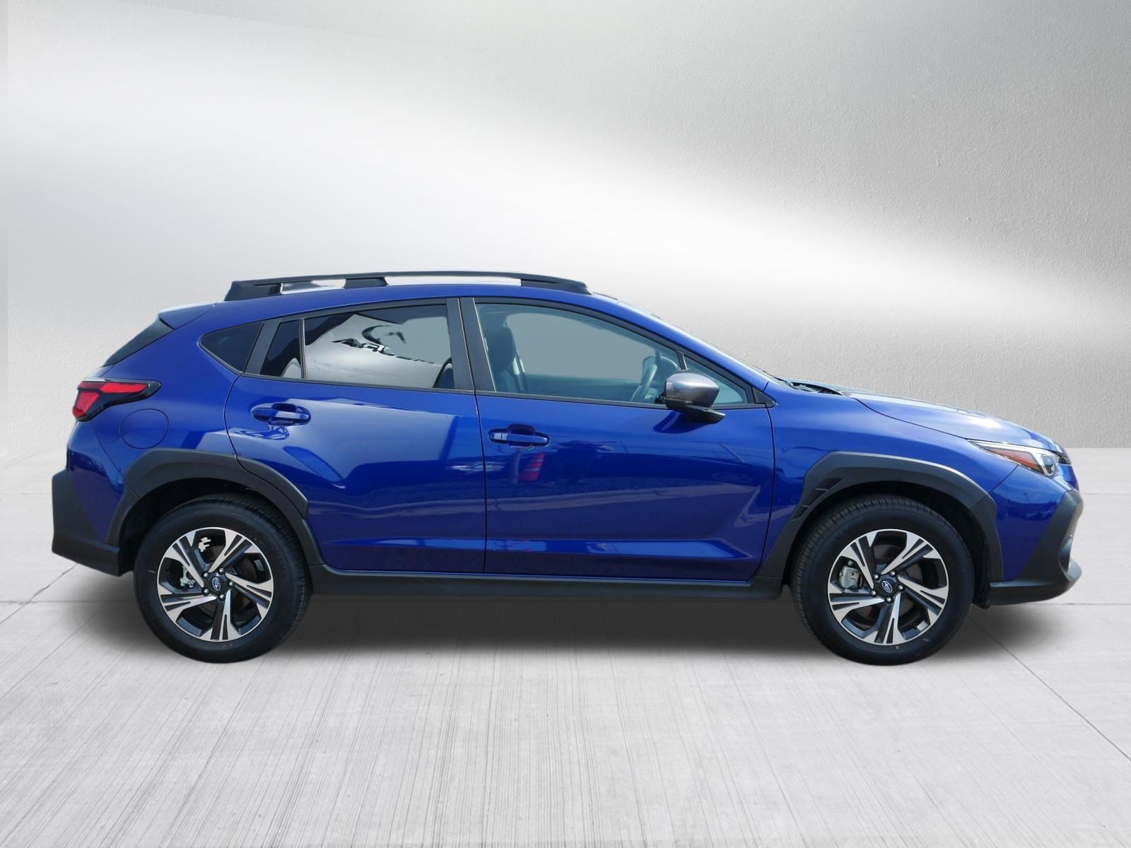 Certified Used 2025 Sapphire Blue Pearl Subaru Premium image 8