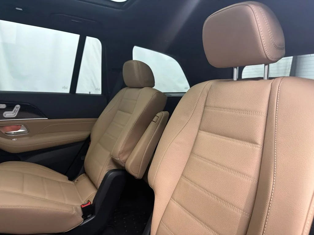 New 2026 Black Mercedes-Benz GLS 450 image 18