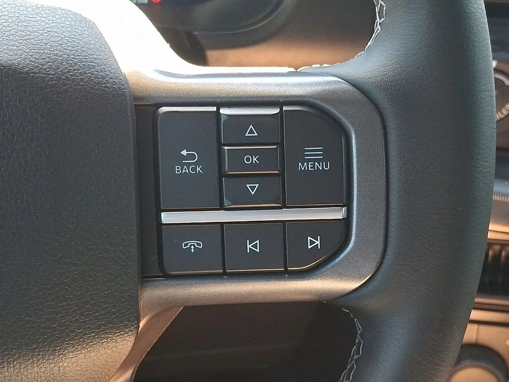 Used 2025 White Ford Lariat image 24