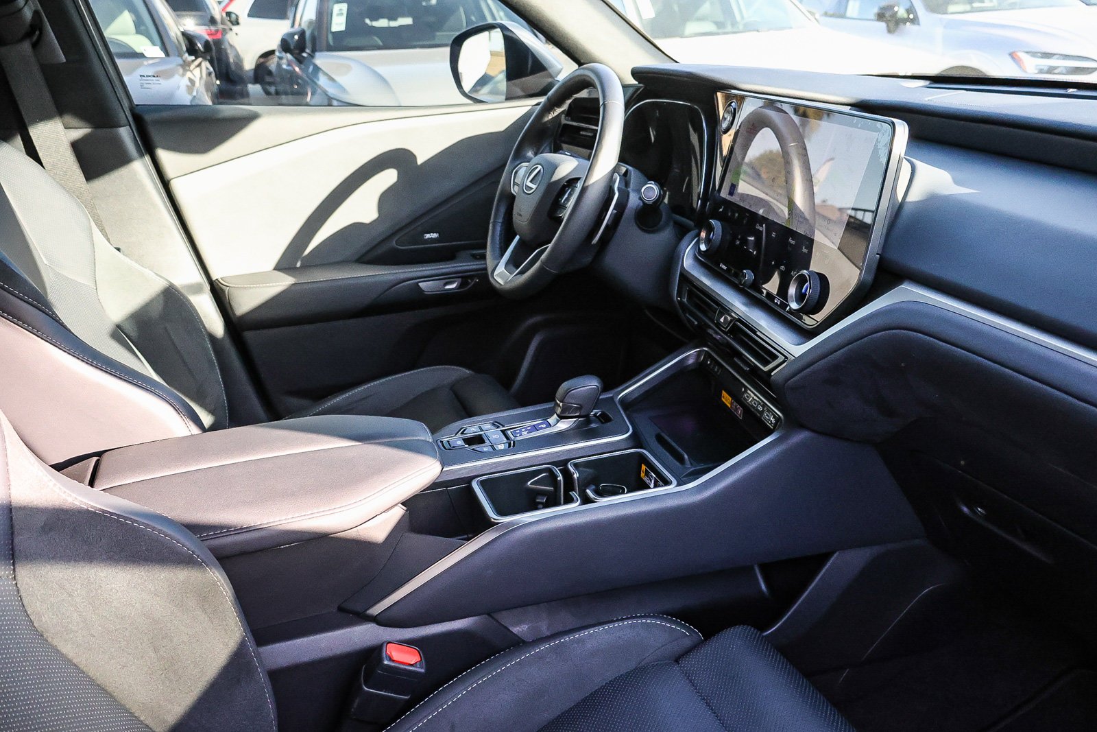2026 Lexus TX Luxury - Photo 10