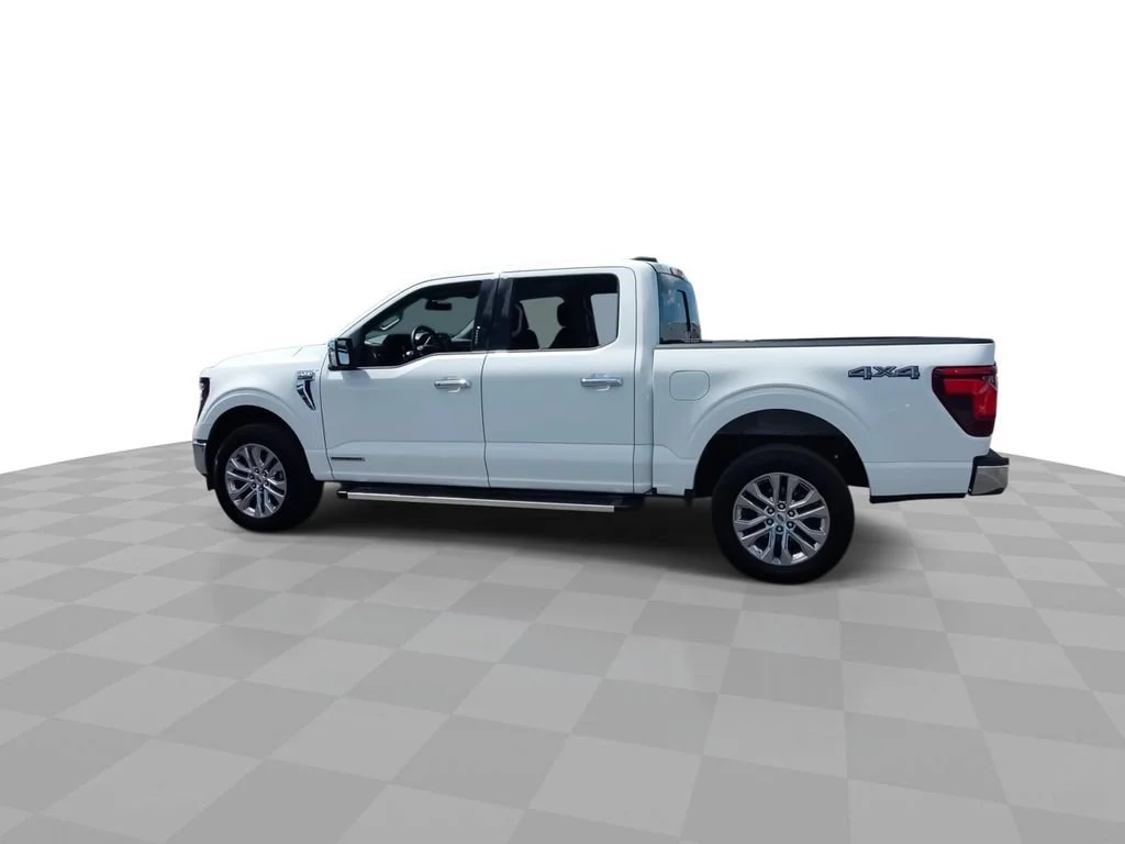 Used 2024 White Ford XLT image 6
