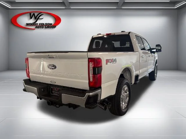 New 2027 Oxford White Ford F-250® Lariat® image 21