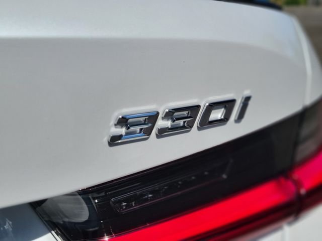 New 2026 White BMW 330i xDrive image 11