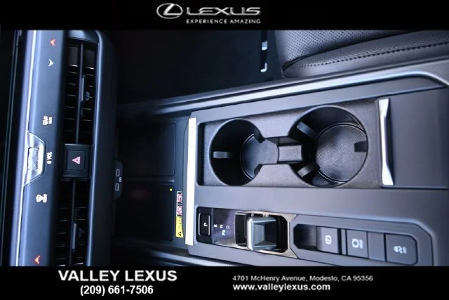 New 2026 Ultra White Lexus ES 500e PREMIUM AWD image 9