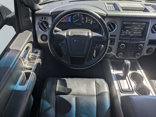 Used 2015 Black Ford XLT image 17