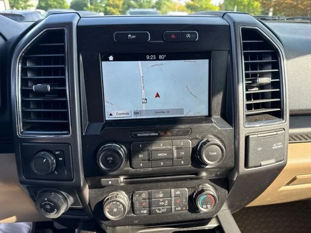 Used 2017 Gold Ford XLT image 11
