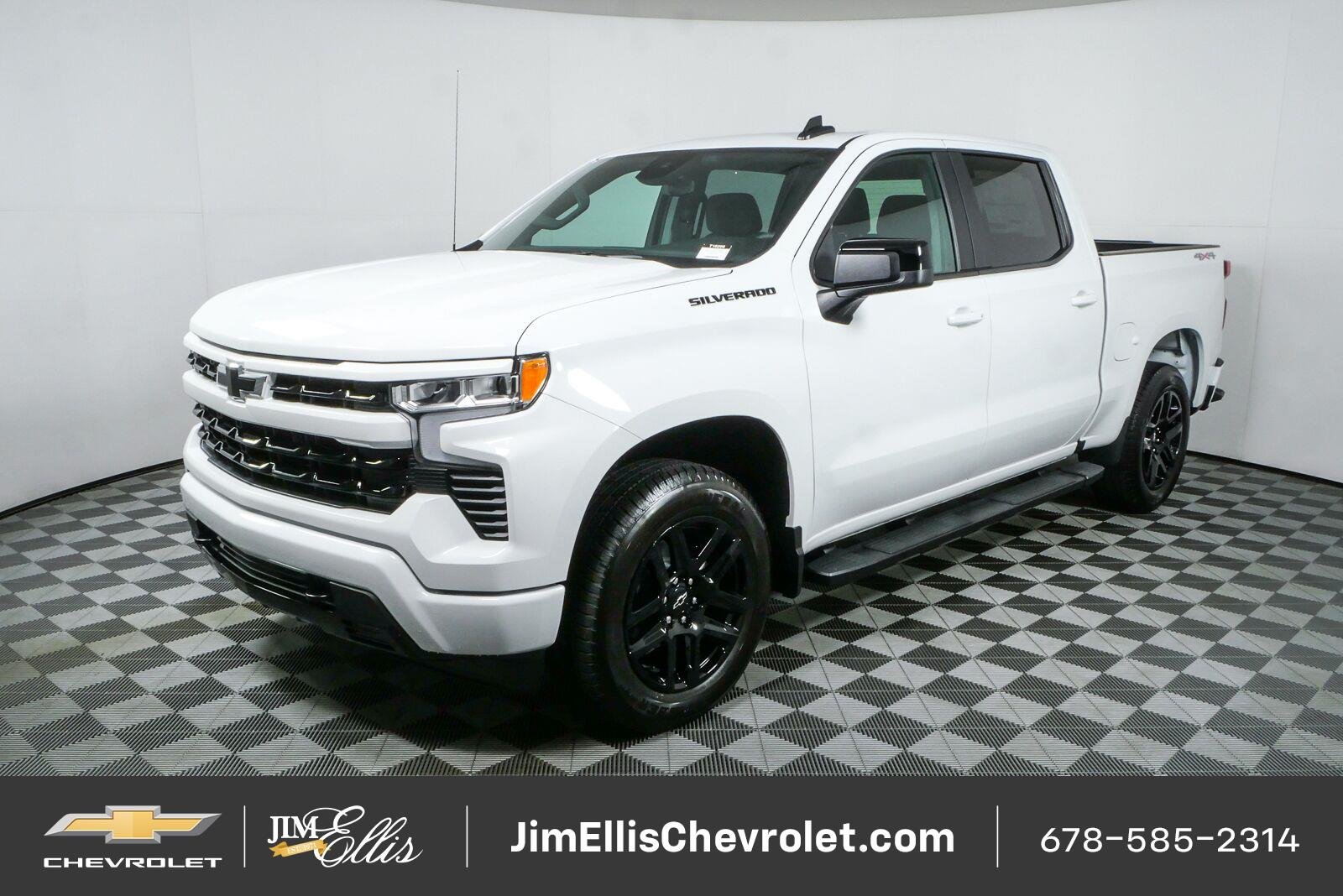 New 2026 Summit White Chevrolet RST image 24
