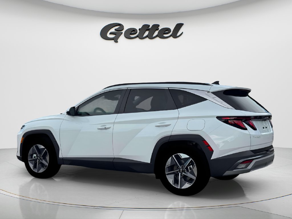 New 2026 White Hyundai SEL Plus FWD image 11