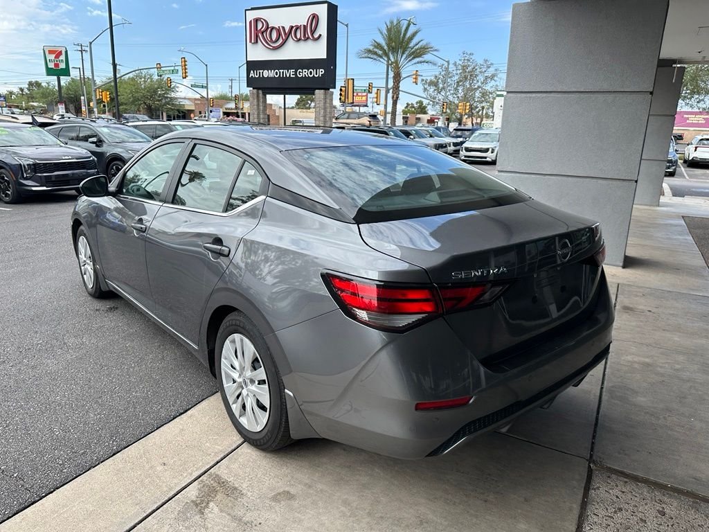 Used 2025 Gray Nissan S image 21