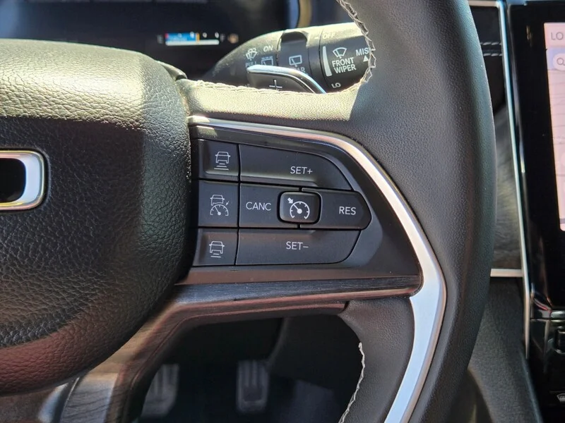 Used 2024 Black Jeep Limited image 18