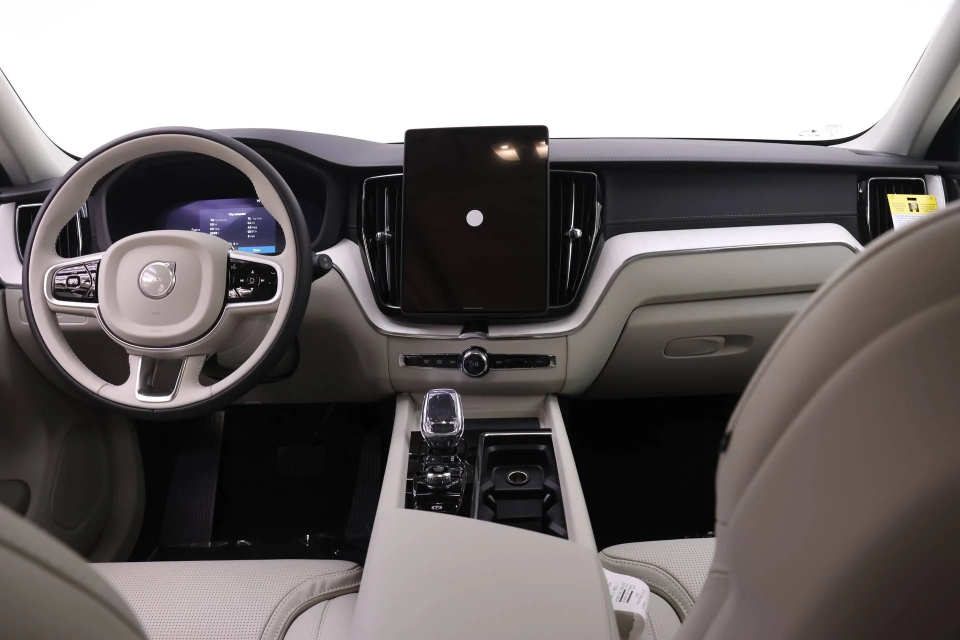 New 2026 Crystal White Volvo Ultra image 8