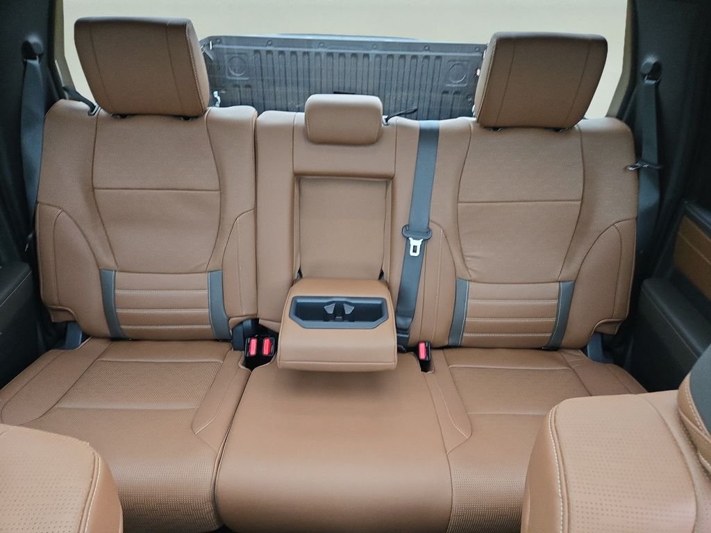 2026 Toyota Tundra 1794 Edition - Photo 26