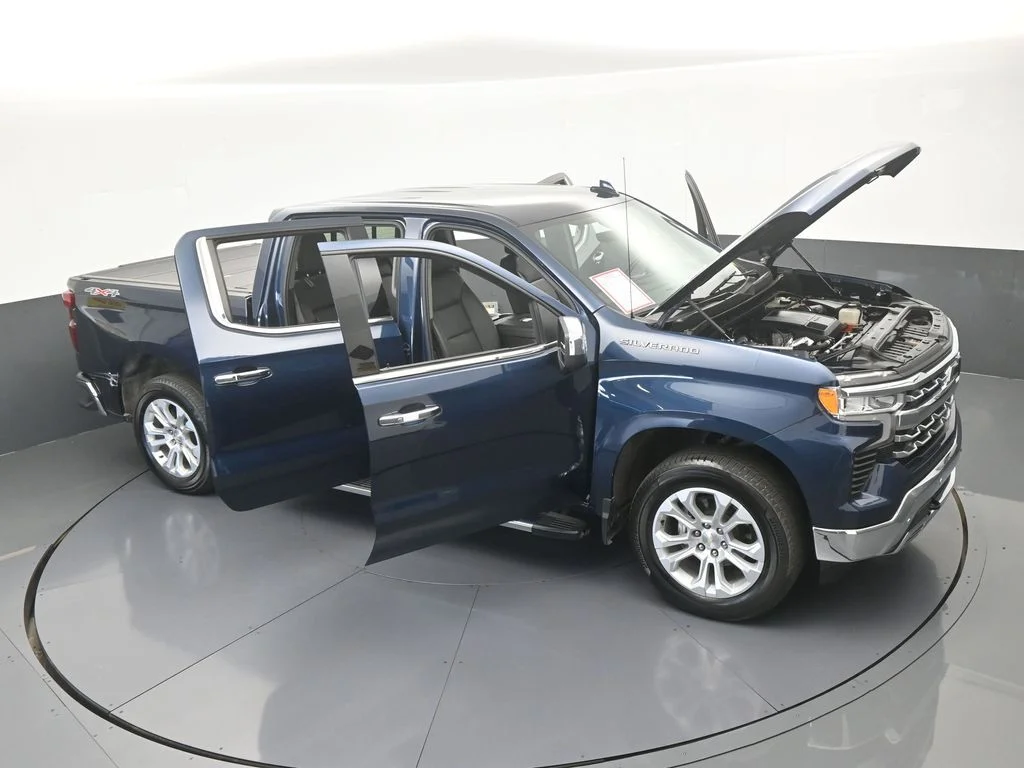 Used 2022 Northsky Blue Metallic Chevrolet LTZ image 76