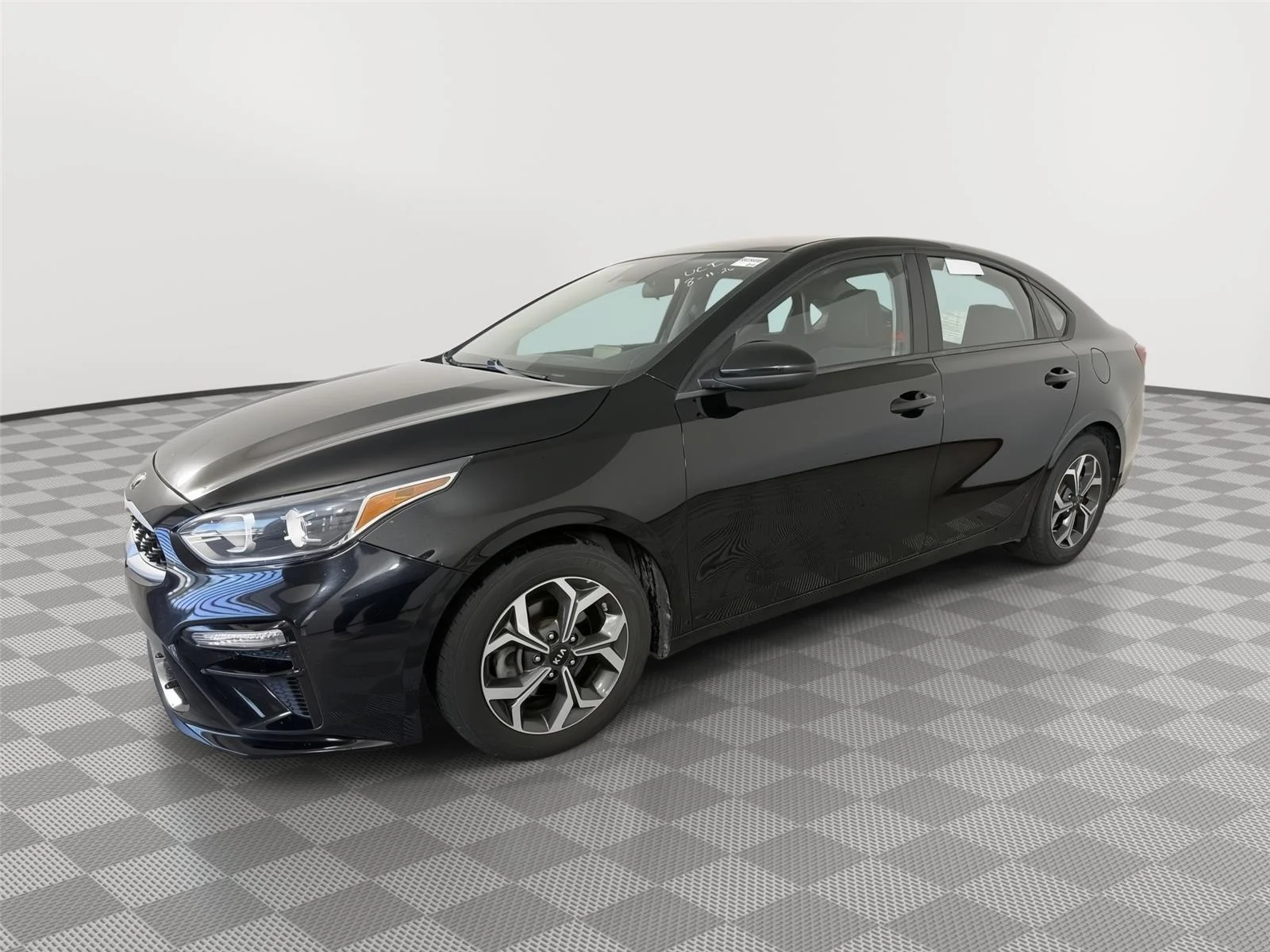 Used 2019 Aurora Black Pearl Kia LXS image 3
