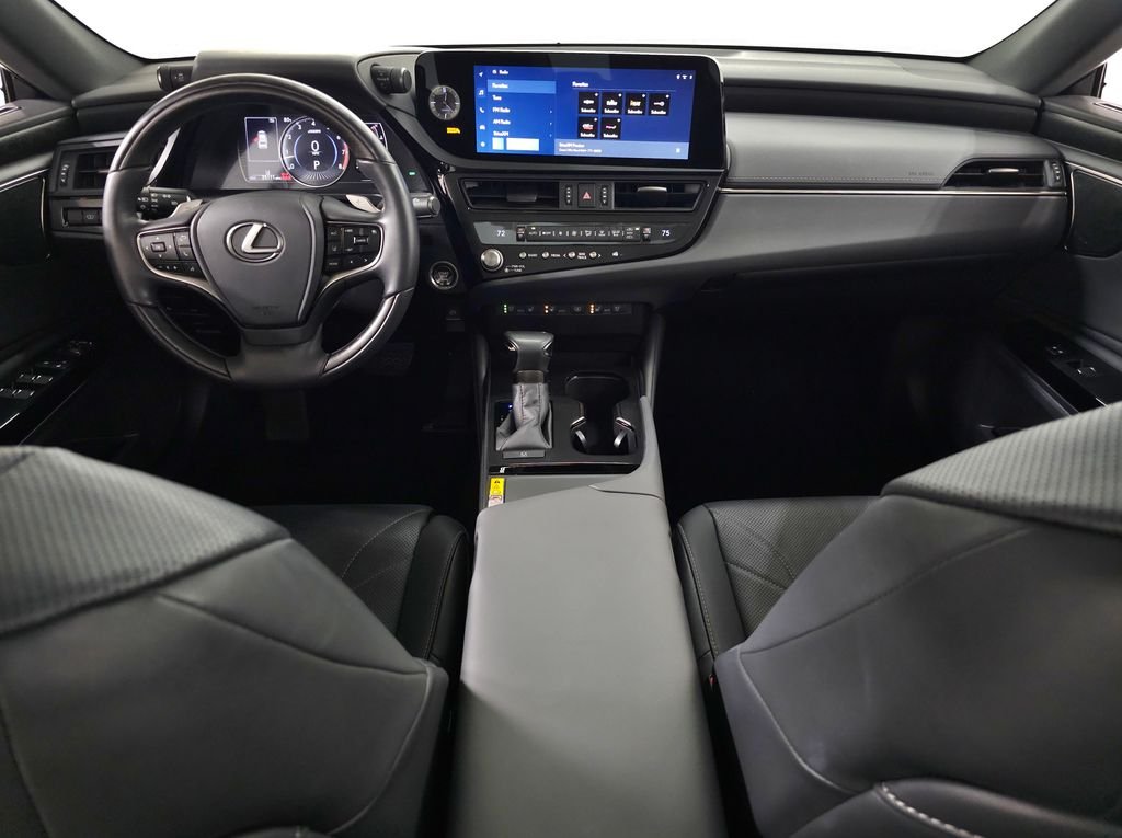 Used 2024 White Pearl Lexus 350 Ultra Luxury image 11