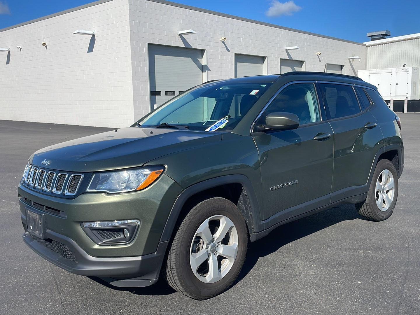 Used 2020 Olive Green Pearlcoat Jeep Latitude image 8