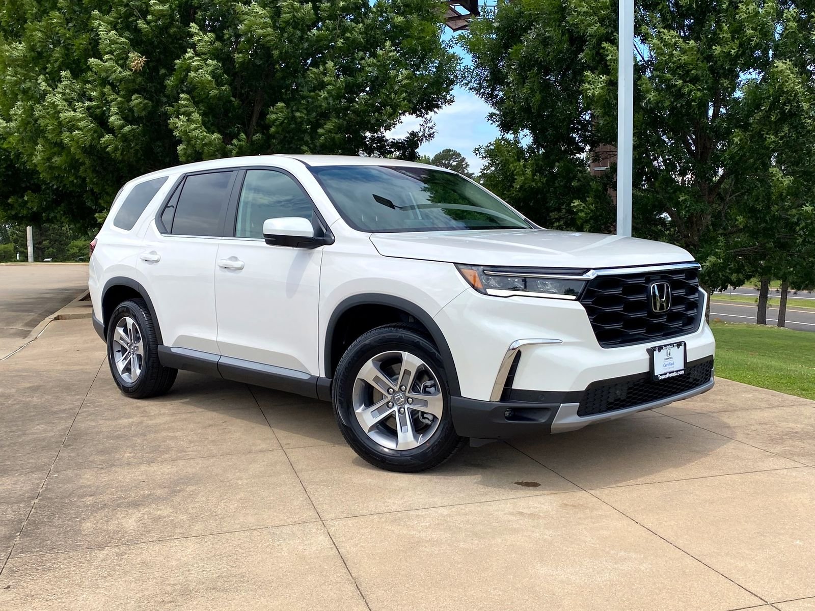 2025 Honda Pilot EX-L 2WD's photo