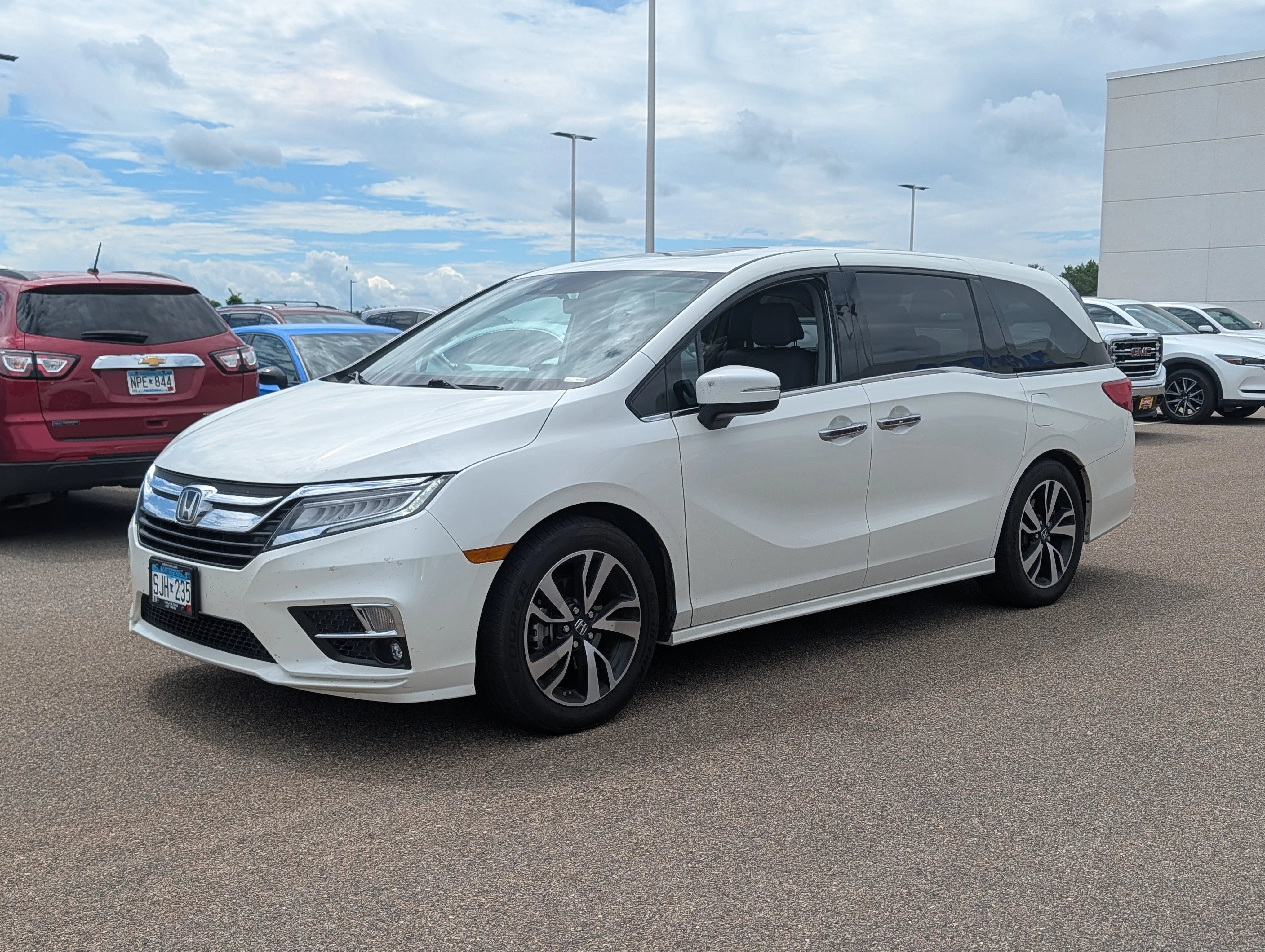 Used 2018 Honda Odyssey Elite with VIN 5FNRL6H91JB030664 for sale in Waite Park, Minnesota