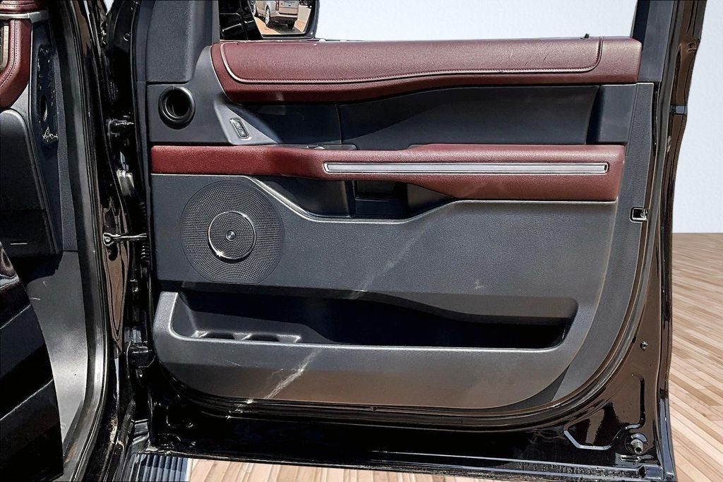Used 2022 Black Ford Limited image 17
