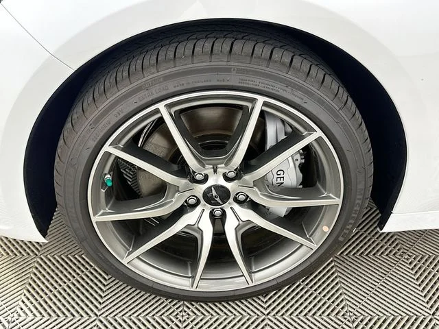 New 2025 Genesis G70 2.5T