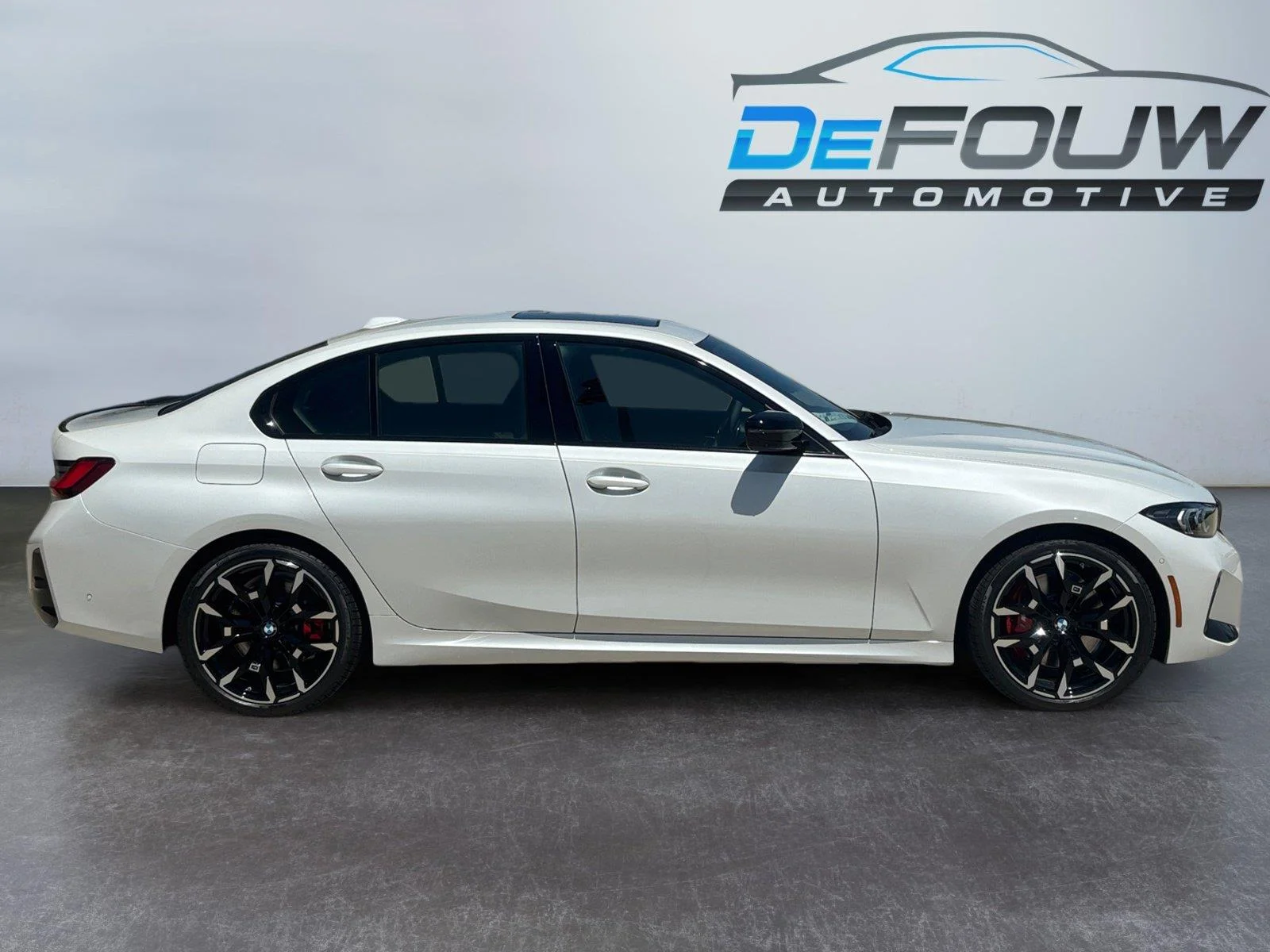 New 2026 Mineral White Metallic BMW 330i NA xDrive image 2