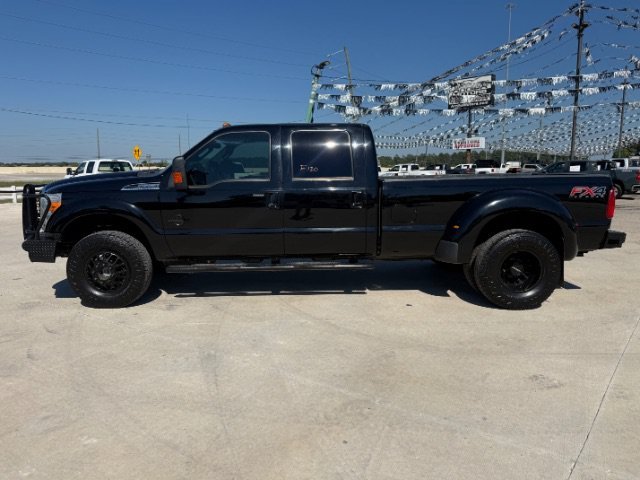 Used 2016 Black Ford Lariat image 2